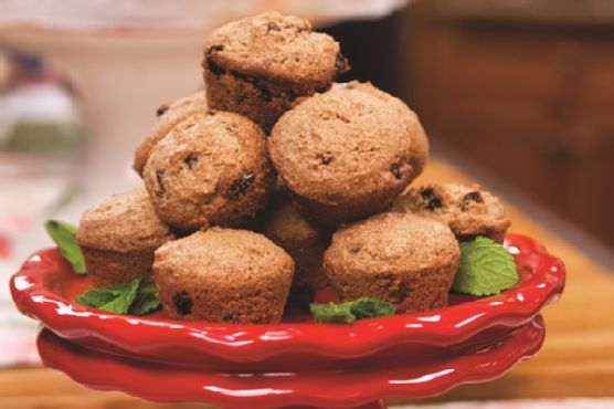 Super-Easy Cinnamon Maple Mini Muffins