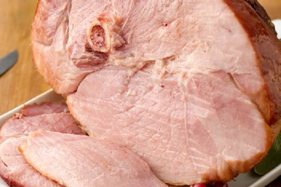 Sweet and Spicy Glazed Ham