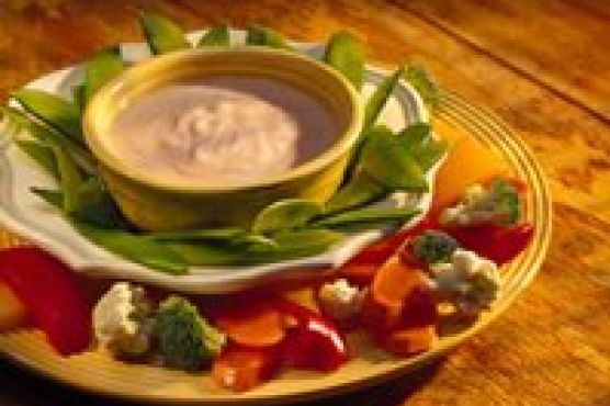 Tangy Yogurt Dip with Veggies