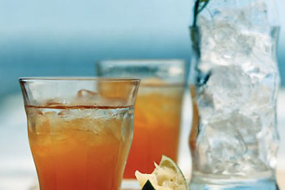 Tarragon-Spiked Lady Grey Iced Tea