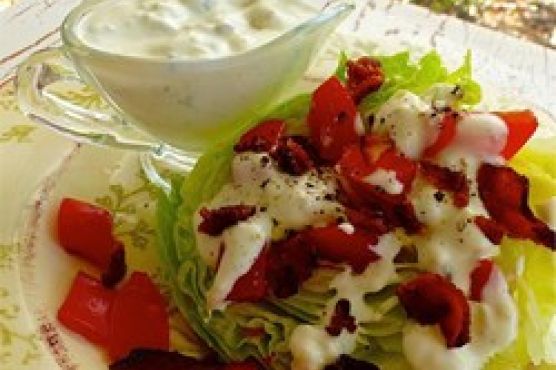 Tasty Blue Cheese Salad Dressing