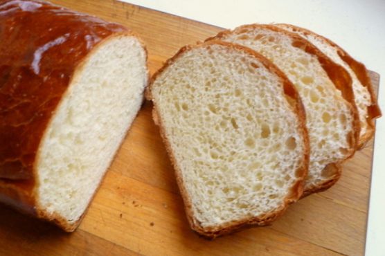 The Fundamental Techniques of Classic Bread Baking's Pain Brioche