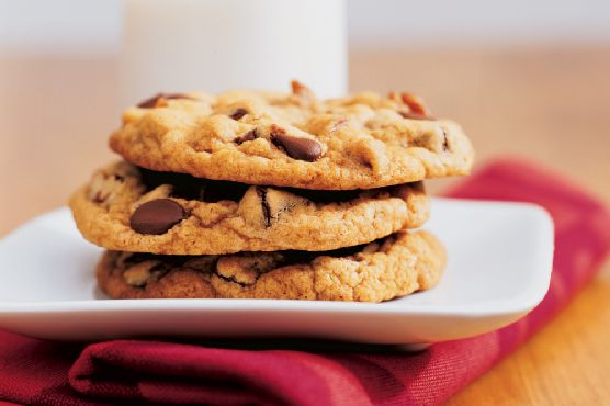 Thick, Chewy Chocolate Chip Cookies
