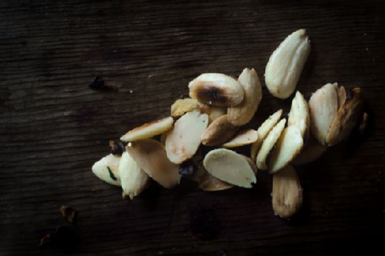 Toasted Almonds with Rosemary, Thyme and Lemon