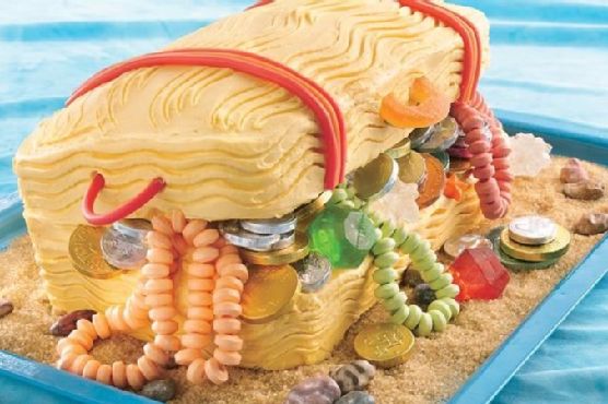 Treasure Chest Cake