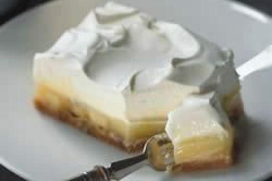 Triple Layer Banana Cream Pie Bars