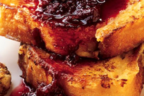 Vanilla-Maple French Toast with Warm Berry Preserves