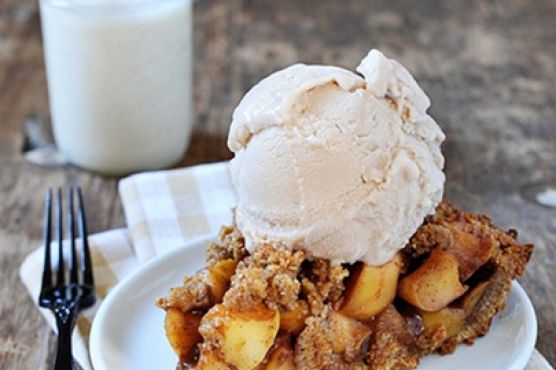 Vegan Apple Pie in a Pecan Crust