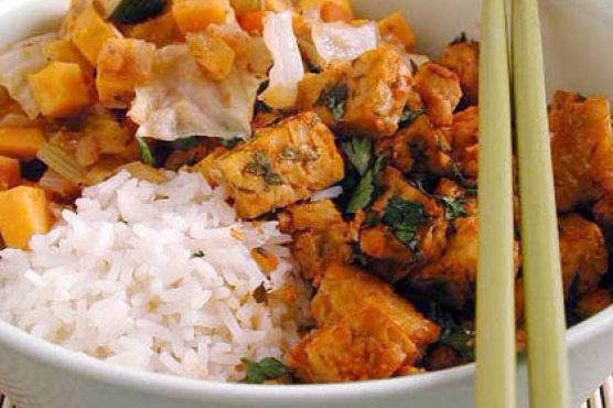 Vegetable Tagine with Baked Tempeh