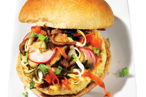 Vietnamese "Banh Mi" Chicken Burger