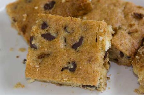 Walnut, Chocolate, White Chip Bars