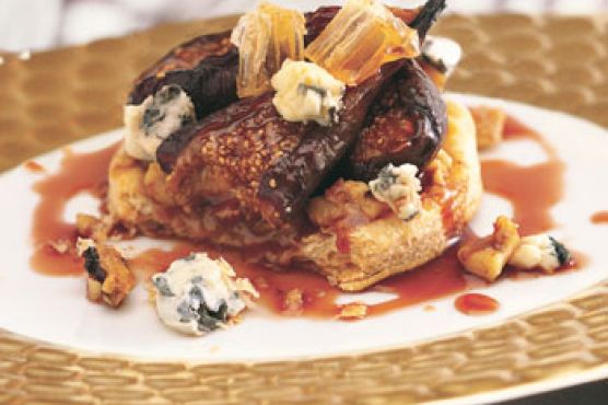 Warm Black Mission Fig, Walnut Crunch, and Blue Cheese Tartlets