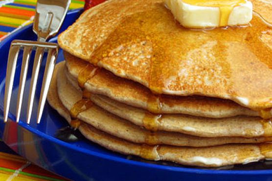 Whole Wheat Buttermilk Pancakes