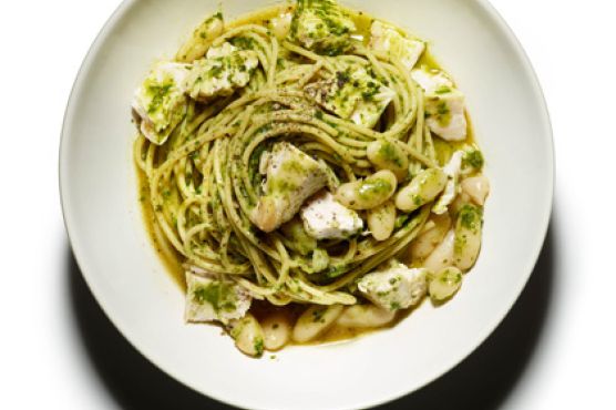 Whole-Wheat Pasta with Kale and Roast Chicken