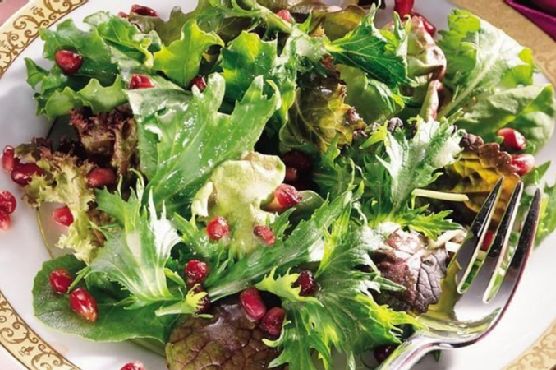 Winter Greens with Pomegranate-Champagne Vinaigrette